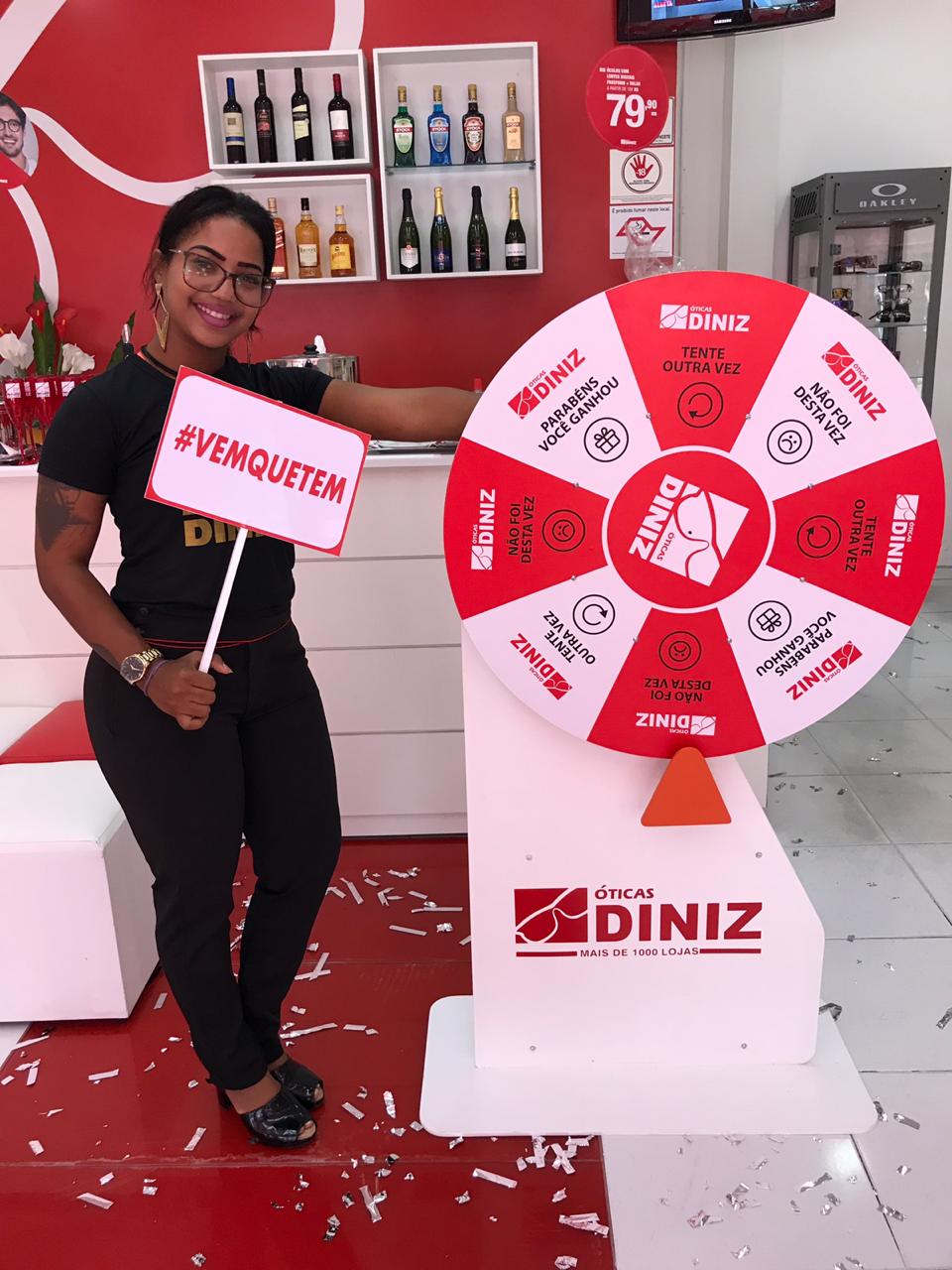 inauguracao de loja Oticas Diniz