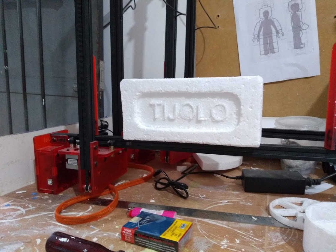 Cortados de isopor CNC muito barato